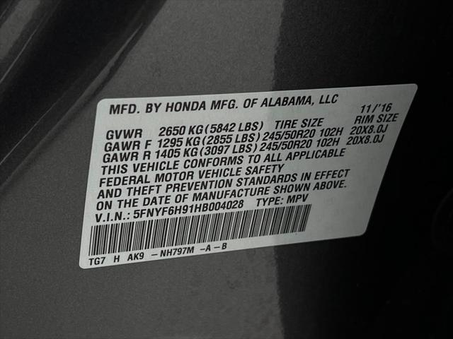 Photo of 2017 Modern Steel Metallic Honda Pilot