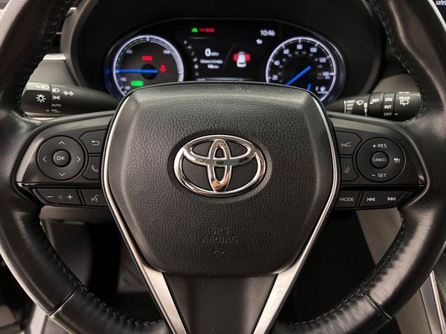 Photo of 2022 Celestial Black Toyota Venza