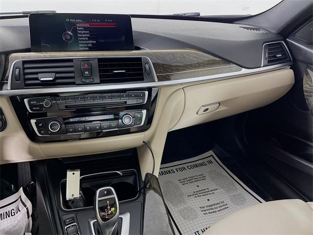Photo of 2016 White Metallic BMW 328