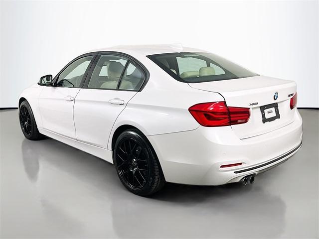 Photo of 2016 White Metallic BMW 328