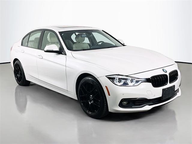 Photo of 2016 White Metallic BMW 328