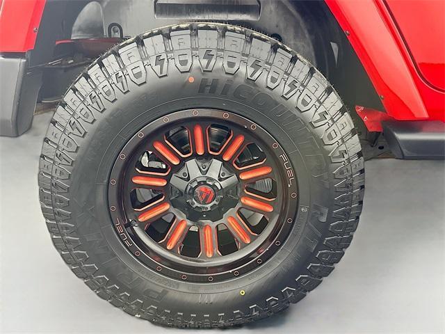 Photo of 2017 Firecracker Red Clearcoat Jeep Wrangler Unlimited