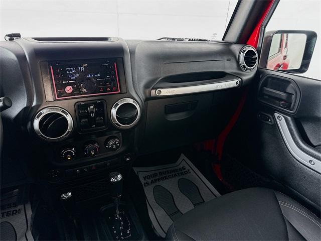 Photo of 2017 Firecracker Red Clearcoat Jeep Wrangler Unlimited