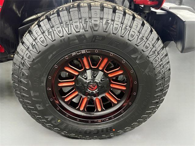 Photo of 2017 Firecracker Red Clearcoat Jeep Wrangler Unlimited