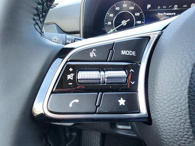 Photo of 2025 Fusion Orange Kia Seltos