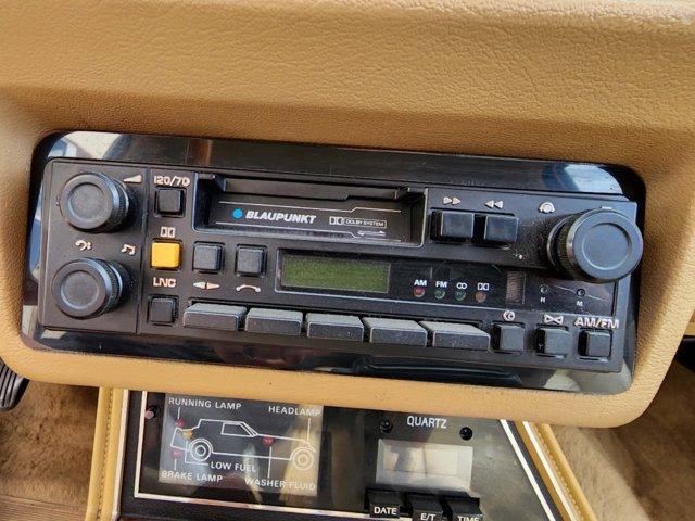 Photo of 1982 Cream Ford Mustang