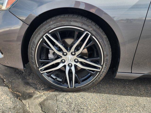 Photo of 2021 Gray Honda Accord