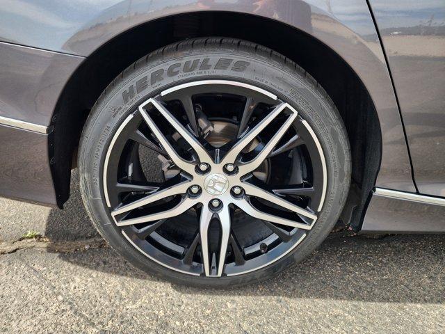 Photo of 2021 Gray Honda Accord
