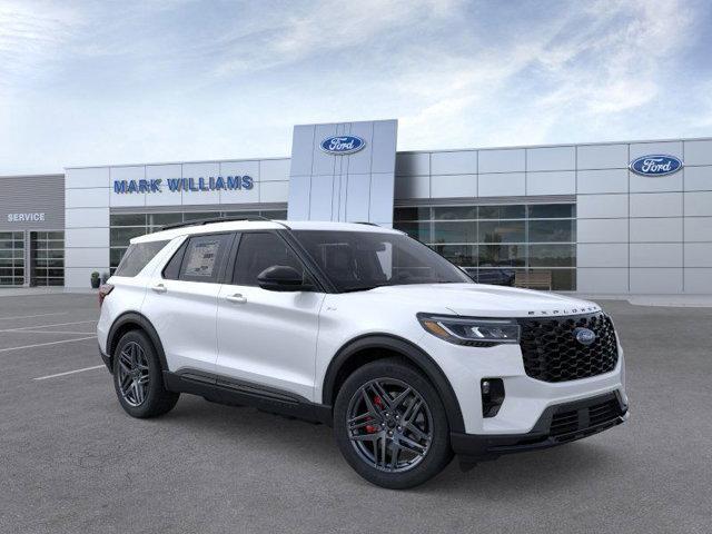 Photo of 2025 Star White Metallic Tri-Coat Ford Explorer