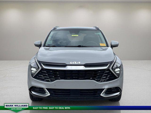 Photo of 2023 Wolf Gray Kia Sportage
