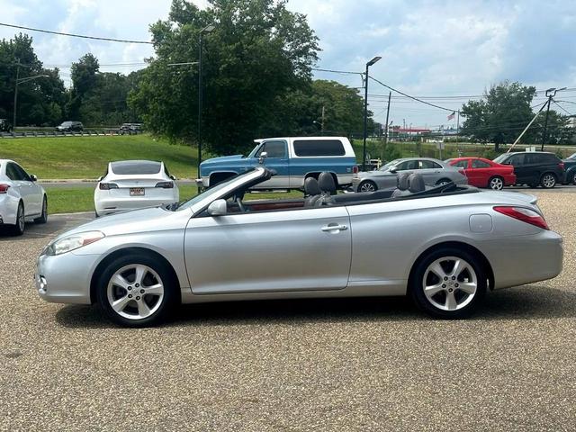 Photo of 2007 Titanium Metallic Toyota Camry Solara