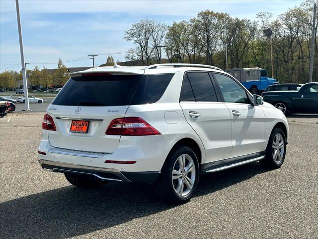 Photo of 2015 White Mercedes-Benz M-Class