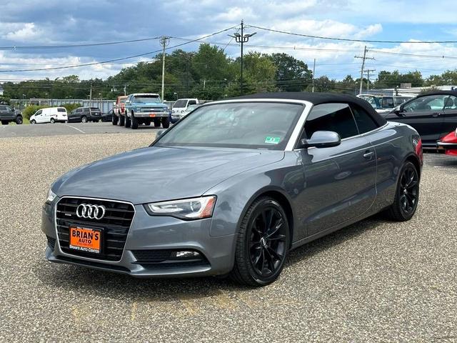 Photo of 2014 Gray/Light Blue Audi A5