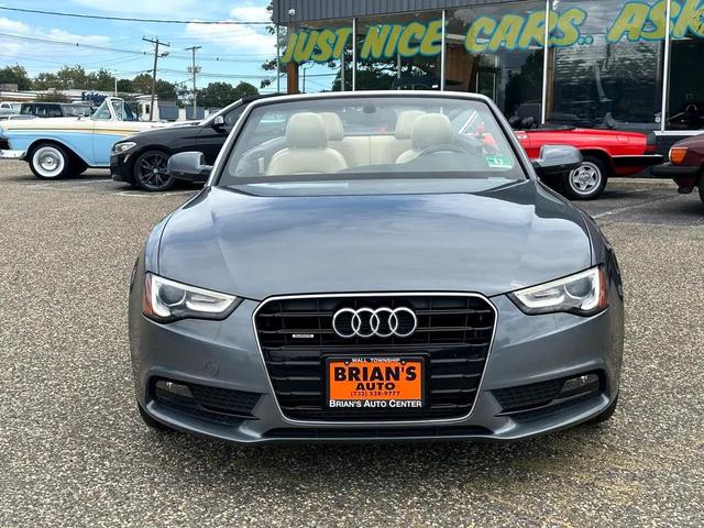 Photo of 2014 Gray/Light Blue Audi A5