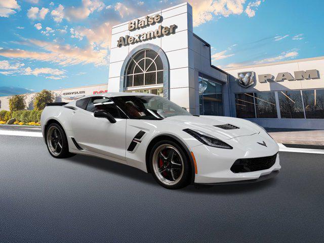 Photo of 2018 Arctic White Chevrolet Corvette
