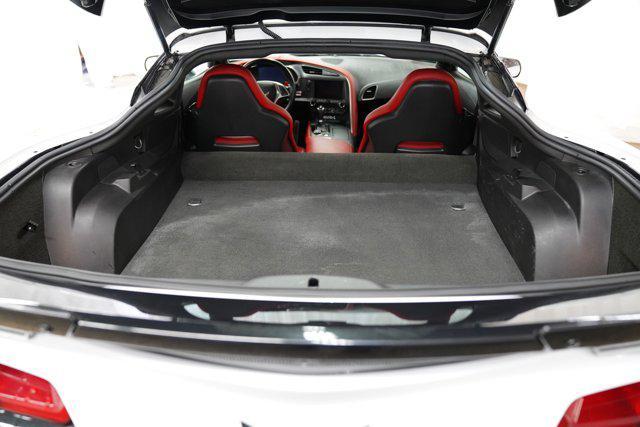 Photo of 2018 Arctic White Chevrolet Corvette
