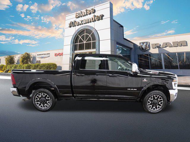 Photo of 2025 Diamond Black Crystal Pearlcoat RAM 2500