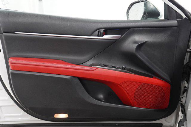 Photo of 2023 Ice Cap Toyota Camry