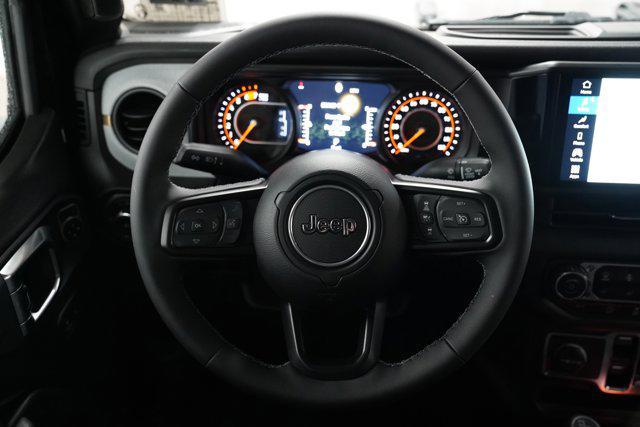 Photo of 2025 Black Clearcoat Jeep Wrangler