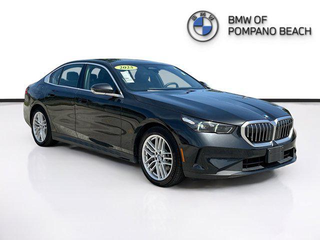2025 BMW 530