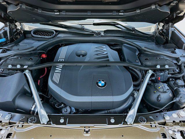 Photo of 2025 Frozen Deep Grey BMW 740