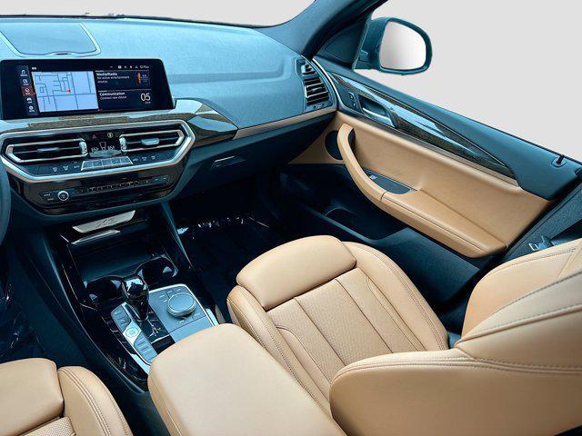 Photo of 2023 Jet Black BMW X3