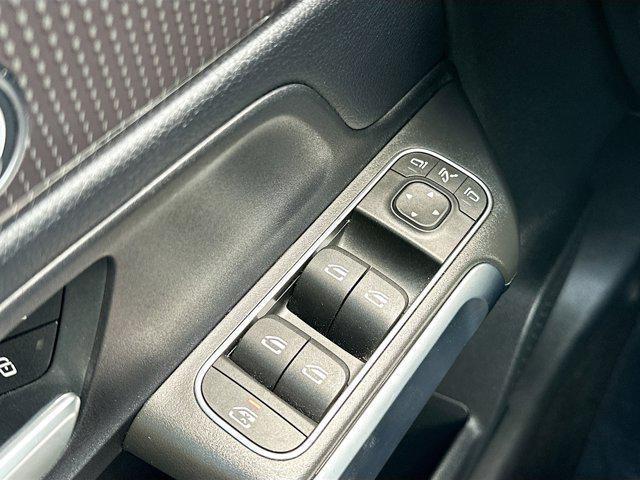 Photo of 2023 Black Mercedes-Benz GLB 250