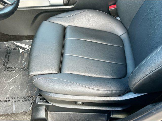 Photo of 2023 Black Mercedes-Benz GLB 250