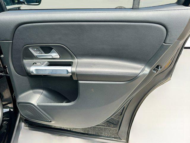 Photo of 2023 Black Mercedes-Benz GLB 250