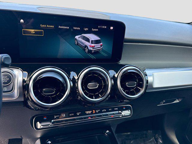 Photo of 2023 Black Mercedes-Benz GLB 250