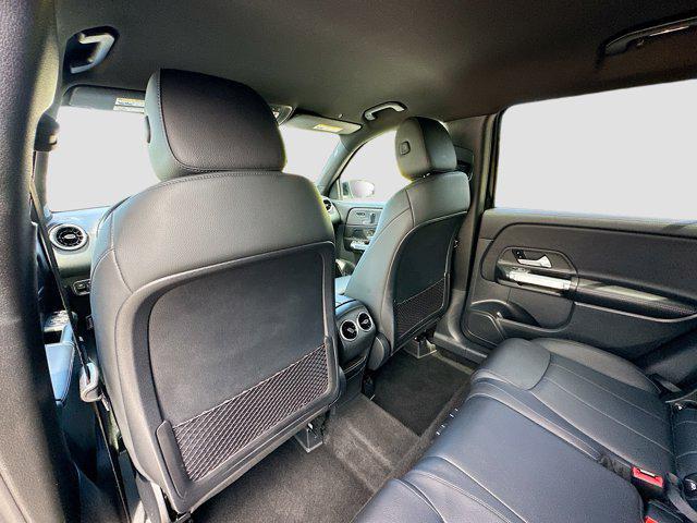 Photo of 2023 Black Mercedes-Benz GLB 250