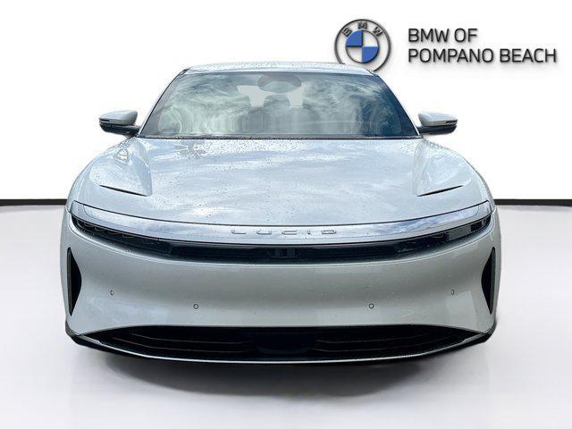 Photo of 2023 Stellar White Metallic Lucid Air