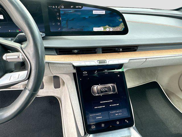 Photo of 2023 Stellar White Metallic Lucid Air