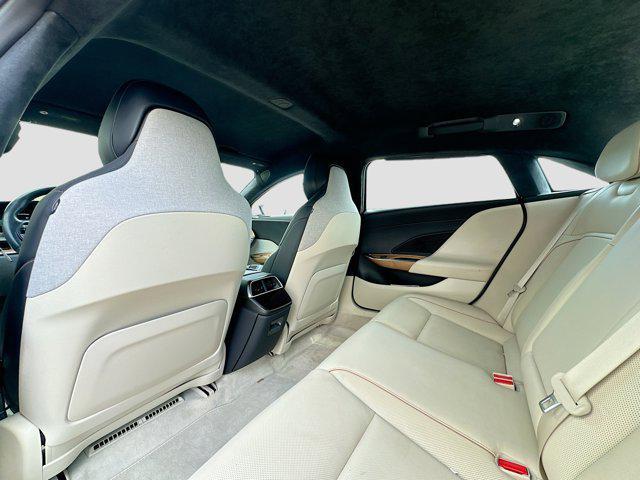 Photo of 2023 Stellar White Metallic Lucid Air