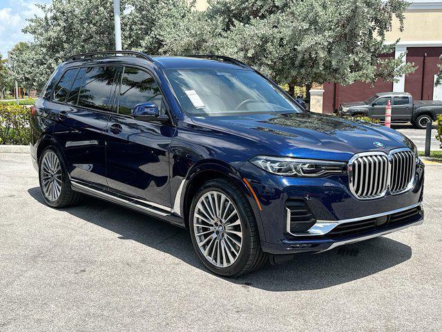 2022 BMW X7