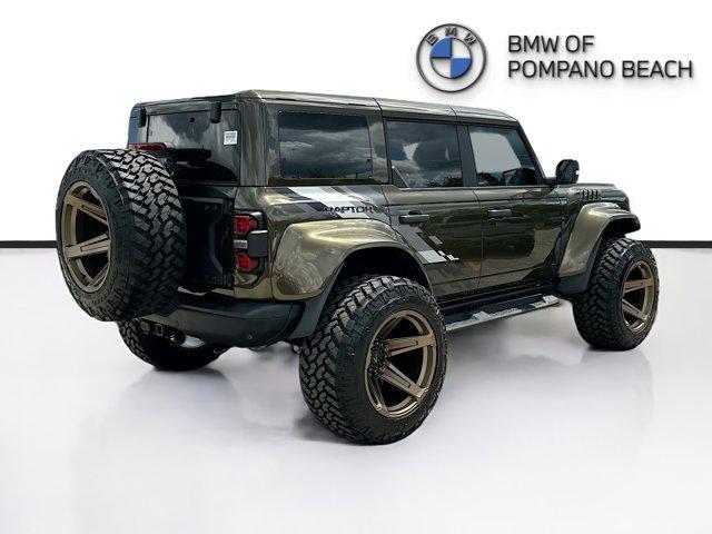 Photo of 2024 Shelter Green Metallic Ford Bronco