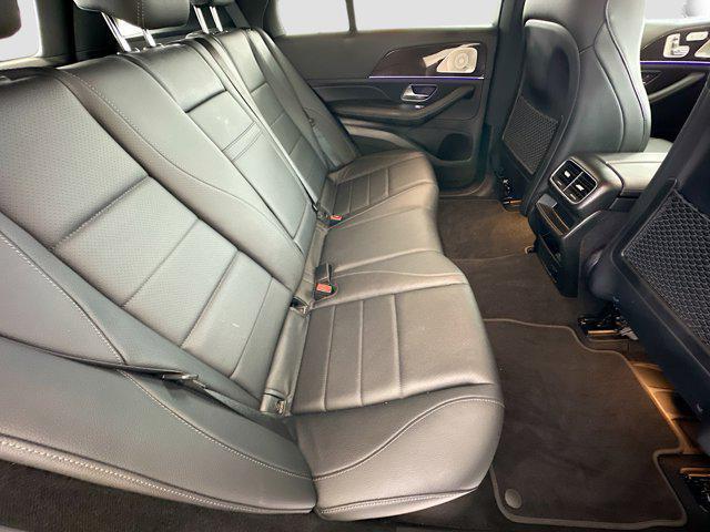 Photo of 2022 White Mercedes-Benz GLE 350