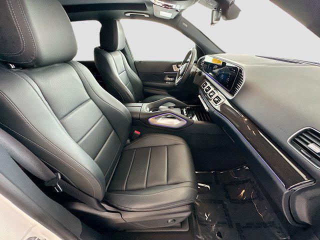 Photo of 2022 White Mercedes-Benz GLE 350