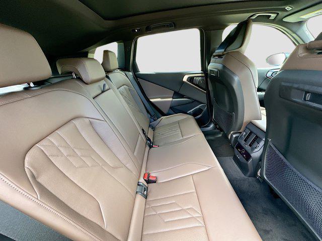 Photo of 2025 Black Sapphire Metallic BMW X3