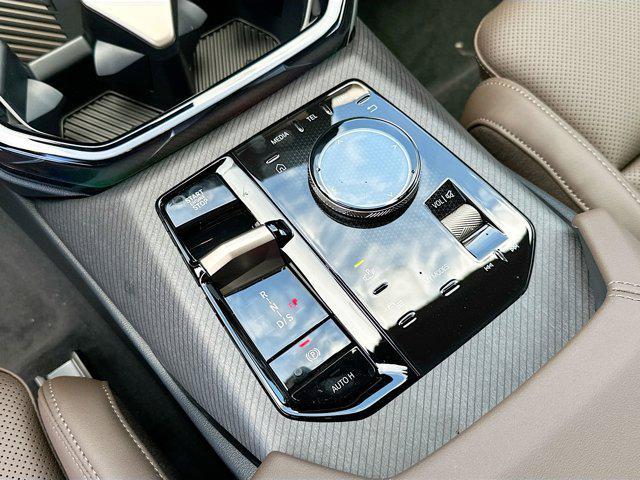 Photo of 2025 Black Sapphire Metallic BMW X3