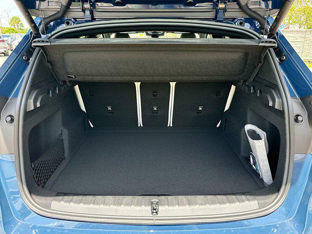 Photo of 2026 Night Dusk Blue Metallic BMW X1
