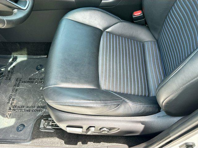 Photo of 2022 Blizzard Pearl Toyota RAV4 Hybrid