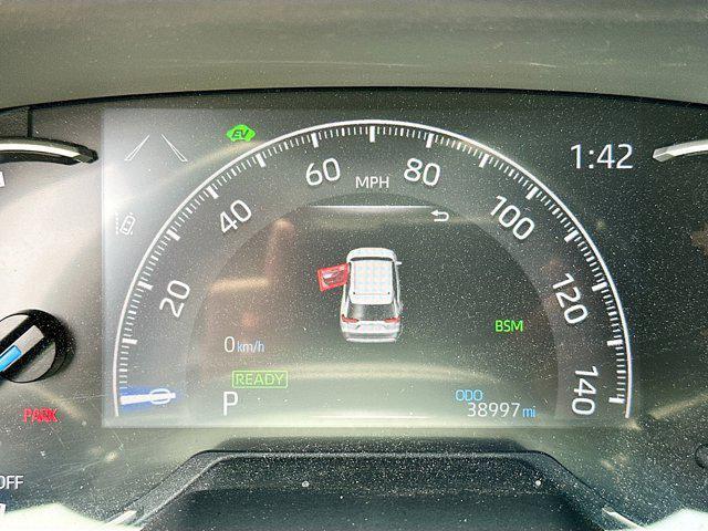Photo of 2022 Blizzard Pearl Toyota RAV4 Hybrid