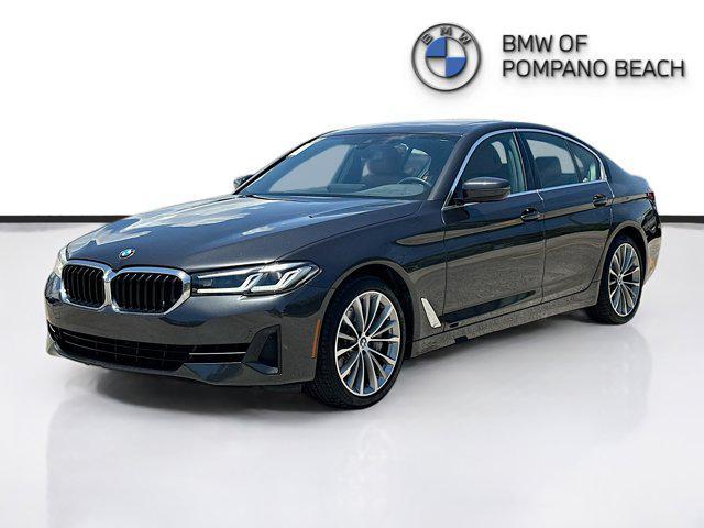 Photo of 2022 Dark Graphite Metallic BMW 540