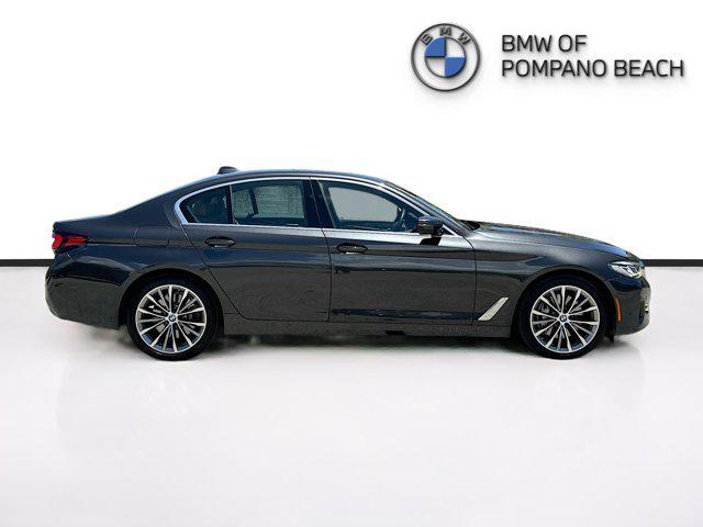 Photo of 2022 Dark Graphite Metallic BMW 540