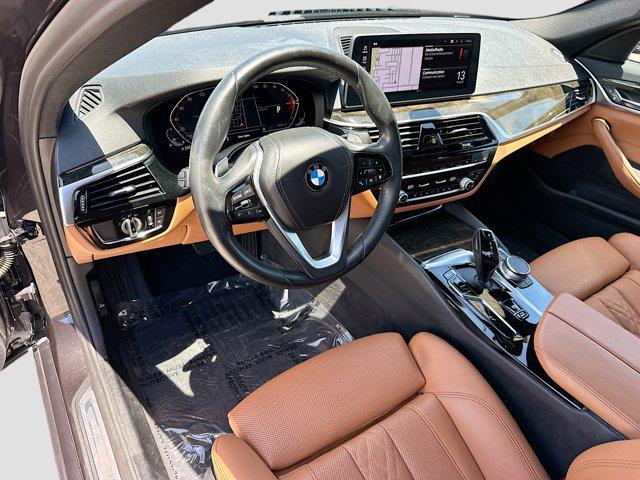 Photo of 2022 Dark Graphite Metallic BMW 540