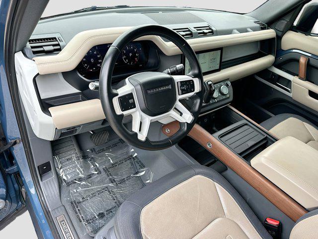 Photo of 2021 Tasman Blue Metallic Land Rover Defender