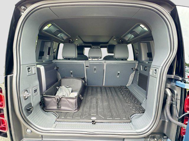 Photo of 2021 Tasman Blue Metallic Land Rover Defender
