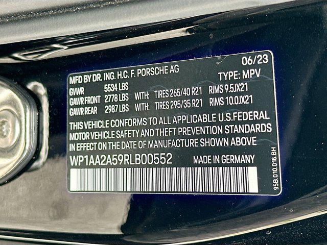 Photo of 2024 Black Porsche Macan