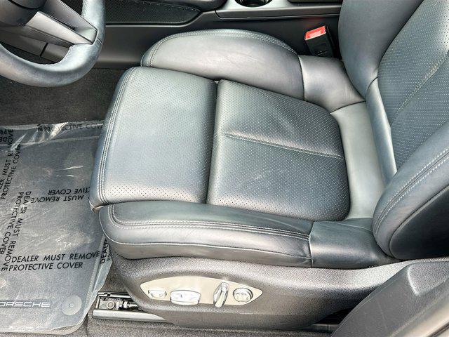 Photo of 2024 Black Porsche Macan